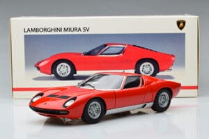 Lamborghini Miura SV Rot AUTOart 1:18 74543 Metall — Bild 8 von 8