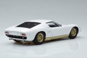 Lamborghini Miura SV Weiß AUTOart 1:18 74544 Metall — Bild 3 von 8