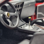 Lamborghini Miura SVR Rot Kyosho 1:18 - image 8 of 9