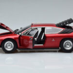 Lamborghini Urraco P250 Rot Kyosho 1:18 - image 4 of 10