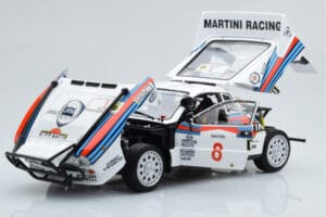 Lancia 037 Martini #8 A. Bettega / M. Perissinot Safari Rally 1985 Kyosho 1:18 08306J Metall — Bild 2 von 8