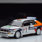 Lancia Delta HF Integrale Evoluzione #2 C. Sainz / L. Moya Tour de Corse 1993 Kyosho 1:18 - image 9 of 9