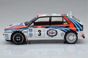 Lancia Delta HF Integrale Evoluzione #3 D. Auriol / B. Occelli Tour de Corse 1992 Kyosho 1:18 08348H Metall — Bild 4 von 9