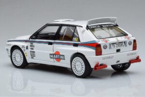 Lancia Delta HF Integrale Evoluzione Test Car Kyosho 1:18 08348G Metall — Bild 6 von 9
