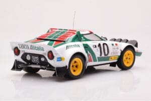 Lancia Stratos HF #10 S. Munari / S. Maiga Rally Monte Carlo 1976 IXO 1:18 18RMC162A Metall — Bild 2 von 6