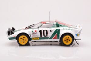 Lancia Stratos HF #10 S. Munari / S. Maiga Rally Monte Carlo 1976 IXO 1:18 18RMC162A Metall — Bild 3 von 6