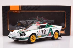 Lancia Stratos HF #10 S. Munari / S. Maiga Rally Monte Carlo 1976 IXO 1:18 18RMC162A Metall — Bild 6 von 6