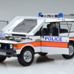 Land Rover Range Rover Polizei Almost Real 1:18 - image 2 of 9