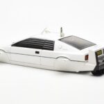 Lotus Esprit Type 79 James Bond The Spy Who Loved Me Submarine Weiß AUTOart 1:18 - image 4 of 8