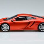 McLaren MP4-12C Mit Stig Top Gear Figur Minichamps 1:18 519101330 Metall - image 4 of 7