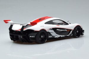 McLaren P1 GTR Hochglanz Weiß Mit Roten Streifen AUTOart 1:18 81541 Komposit — Bild 3 von 7