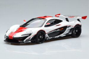 McLaren P1 GTR Hochglanz Weiß Mit Roten Streifen AUTOart 1:18