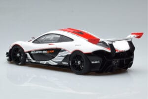 McLaren P1 GTR Hochglanz Weiß Mit Roten Streifen AUTOart 1:18 81541 Komposit — Bild 6 von 7
