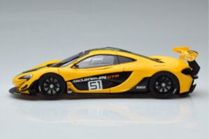 McLaren P1 GTR Gelb Mit Grünen Streifen AUTOart 1:18 81544 Komposit — Bild 4 von 7
