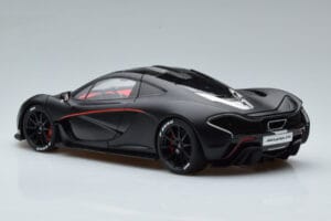 McLaren P1 Matt Schwarz AUTOart 1:18 76027 Metall — Bild 6 von 9