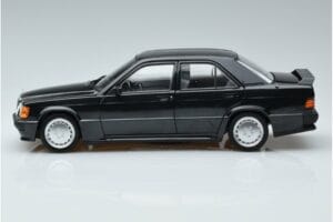 Mercedes 190 E 2.3-16 Cosworth W201 Norev 1:18 183830 Metall — Bild 4 von 7
