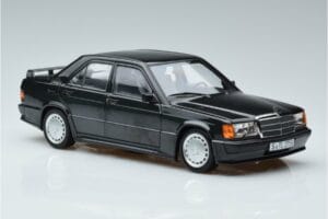 Mercedes 190 E 2.3-16 Cosworth W201 Norev 1:18 183830 Metall — Bild 5 von 7