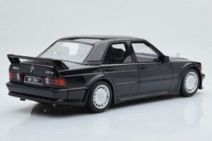 Mercedes 190E W201 2.5-16 Evo I Schwarz Otto 1:18 OT151 Resin — Bild 2 von 6