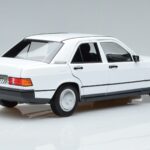 Mercedes 190 E W201 Weiß Norev 1:18 183820 Metall - image 3 of 7