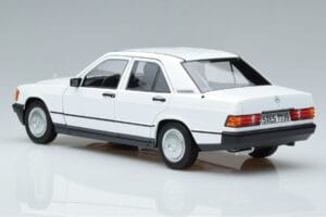 Mercedes 190 E W201 Weiß Norev 1:18 183820 Metall — Bild 6 von 7