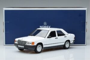 Mercedes 190 E W201 Weiß Norev 1:18 183820 Metall — Bild 7 von 7