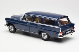Mercedes 200 Universal W115 Blau Norev 1:18 183599 Metall — Bild 7 von 8