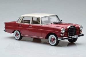Mercedes 200 W110 Rot Norev 1:18 183706 Metall — Bild 6 von 7