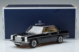 Mercedes 200 W115 Limitierte Auflage Norev 1:18 183775 Metall — Bild 8 von 8