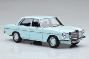 Mercedes 200 W115 Norev 1:18 183777 Metall — Bild 5 von 7