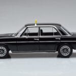 Mercedes 200 W115 Taxi Norev 1:18 183776 Metall - image 4 of 7