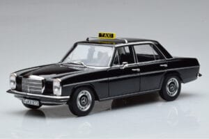 Mercedes 200 W115 Taxi Norev 1:18 183776 Metall