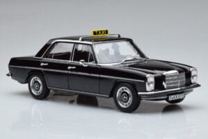 Mercedes 200 W115 Taxi Norev 1:18 183776 Metall — Bild 5 von 7