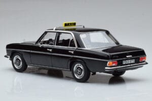 Mercedes 200 W115 Taxi Norev 1:18 183776 Metall — Bild 6 von 7