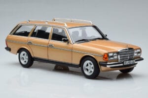 Mercedes 200T S123 AMG Package Beige Norev 1:18 183739 Metall — Bild 6 von 9