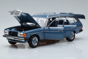 Mercedes 200T S123 Blau Norev 1:18 183737 Metall — Bild 2 von 7