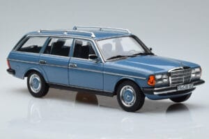 Mercedes 200T S123 Blau Norev 1:18 183737 Metall — Bild 5 von 7