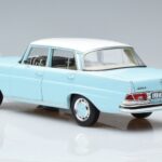 Mercedes 220 S W111 Blau Norev 1:18 183920 Metall - image 6 of 7