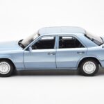 Mercedes 230E W124 Hellblau Metallic Norev 1:18 - image 4 of 8