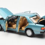 Mercedes 230E W124 Beryl Metallic Händler Edition Norev 1:18 - image 5 of 8