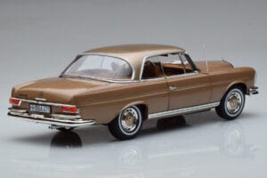 Mercedes 250 SE Coupe W111 Gold Metallic Norev 1:18 183759 Metall — Bild 3 von 7