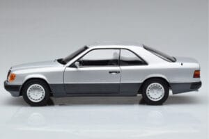Mercedes 300 CE-24 C124 Coupe Silber Norev 1:18 183880 Metall — Bild 4 von 7