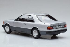 Mercedes 300 CE-24 C124 Coupe Silber Norev 1:18 183880 Metall — Bild 6 von 7