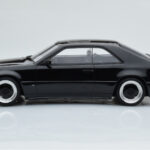 Mercedes 300 CE C124 AMG The Hammer Schwarz Otto 1:18 - image 3 of 6