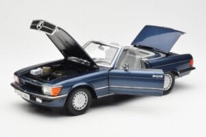 Mercedes 300 SL R107 Nautikblau Norev 1:18 183466 Metall — Bild 2 von 8