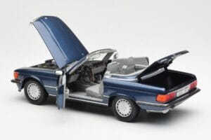 Mercedes 300 SL R107 Nautikblau Norev 1:18 183466 Metall — Bild 5 von 8