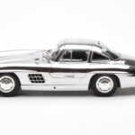 Mercedes 300 SL W198 Chrom Minichamps 1:18 - image 4 of 8
