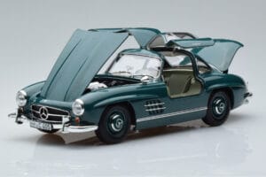 Mercedes 300 SL W198 Gullwing Grün Norev 1:18 183851 Metall — Bild 2 von 7