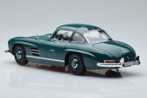 Mercedes 300 SL W198 Gullwing Grün Norev 1:18 183851 Metall — Bild 6 von 7