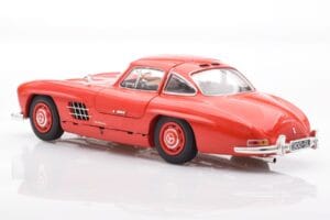 Mercedes 300 SL W198 Gullwing Rot Minichamps 1:18 110037211 Metall — Bild 7 von 8