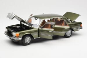 Mercedes 450SEL 6.9 W116 Grün Metallic Norev 1:18 183455 Metall — Bild 2 von 8